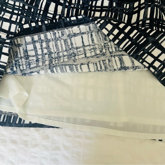 Madewell Plaid Navy Blue/ white dress sleeveless, above knee size 6 dress - Picture 9 of 9